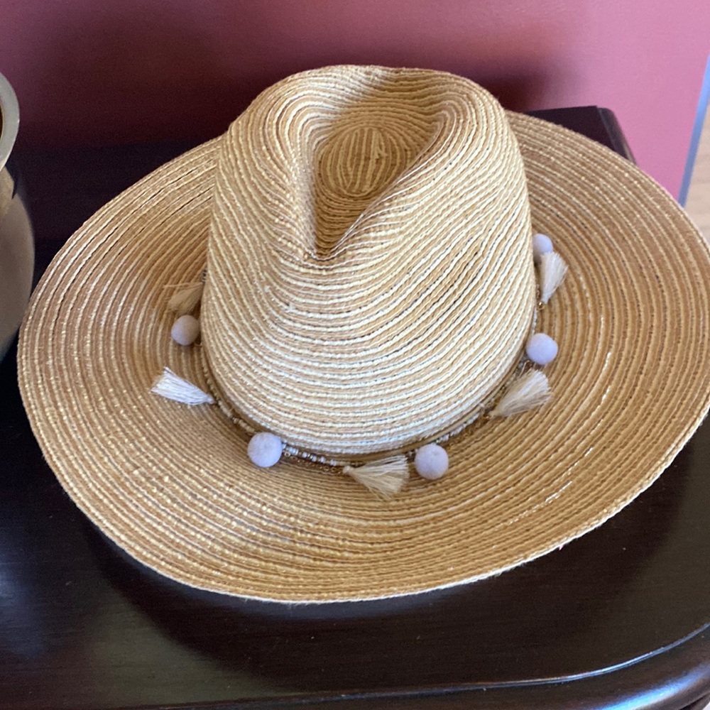 Tommy bahama hat